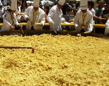 Realizarán un omelette gigante por el aniversario de Pigüé