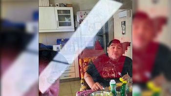 la foto de maradona que mostro luque: fue tomada apenas cinco dias antes de su muerte la foto de maradona que mostro luque: fue tomada apenas cinco dias antes de su muerte