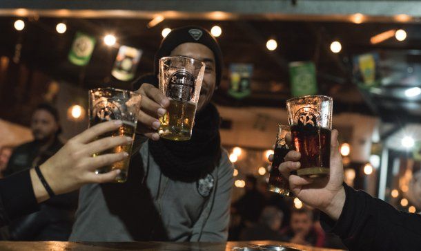 La Noche de las Birrerías 2022: qué cervecerías participan y cuánto cuestan las pintas