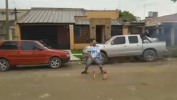 Hincha de Atlético Tucumán celebra el ingreso del Decano a la Copa Libertadores 2017 Hincha de Atlético Tucumán celebra el ingreso del Decano a la Copa Libertadores 2017