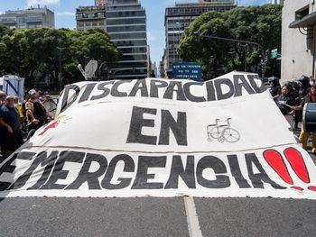 Mientras se niega a cumplir con la Ley de Discapacidad, el Gobierno actualizó un 2,6% el nomenclador