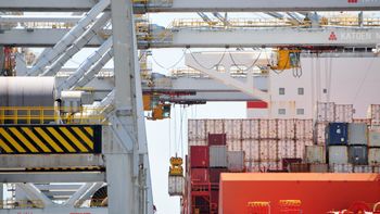 Los exportadores uruguayos están a la espera de las próximas medidas de Argentina en materia comercial. Los exportadores uruguayos están a la espera de las próximas medidas de Argentina en materia comercial.