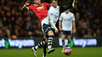 el manchester united perdio y cedio el tercer puesto de la premier league el manchester united perdio y cedio el tercer puesto de la premier league