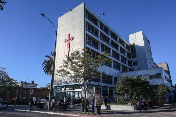 El Ejecutivo uruguayo considera vetar la ley aprobada en el Senado.