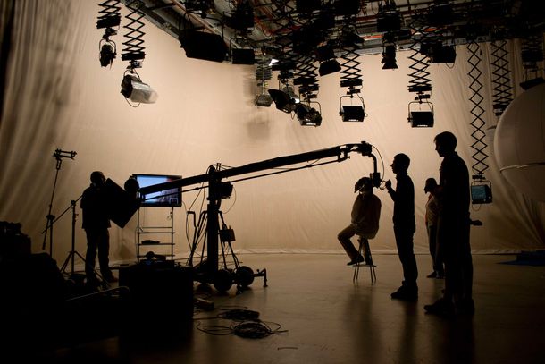 La dupla de conductores con una relación insostenible: indiferencia y celos