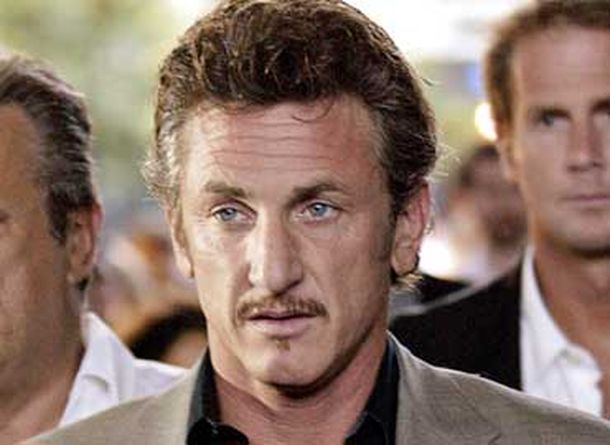 Un actor, a los gritos con una cantante por defender a Chávez