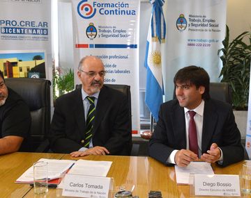 La UOCRA define un aumento salarial que promedia el 30%