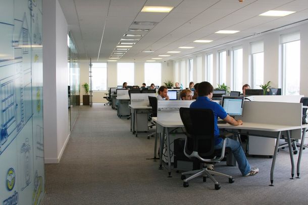 Por reventa de entradas de River vs. Cruzeiro, allanaron las oficinas de MercadoLibre