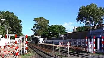 volvio de brasil, le robaron el celular y termino muerto debajo de un tren volvio de brasil, le robaron el celular y termino muerto debajo de un tren