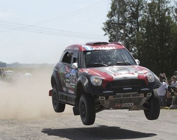 Dakar 2015: Orly Terranova se recuperó y ganó la tercera etapa de autos