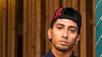 El brasileño estará ligado al club blaugrana por cinco temporadas. El brasileño estará ligado al club blaugrana por cinco temporadas.