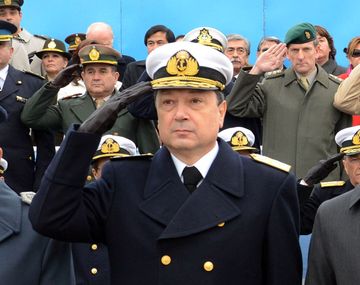 Renunció el jefe de la Armada por la Fragata Libertad retenida en Ghana