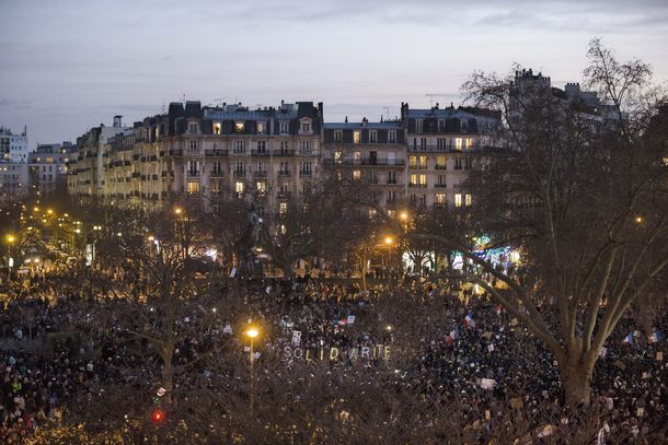 Histórica marcha en Francia para repudiar el ataque a la revista Charlie Hebdo