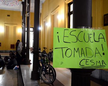 Más colegios porteños se suman a las tomas