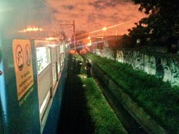 El tren Roca, otra vez con demoras El tren Roca, otra vez con demoras