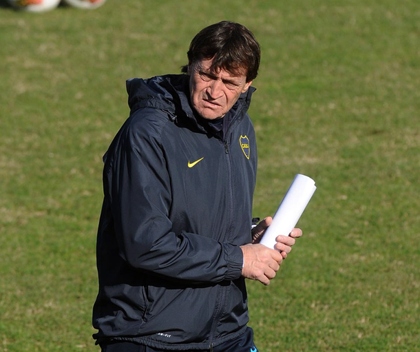 Falcioni confía que le renovarán el contrato en Boca