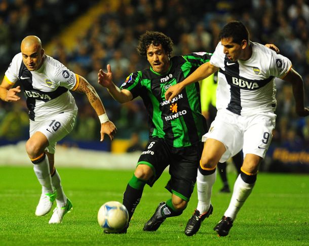 Con suplentes, Boca visita a un San Martín comprometido