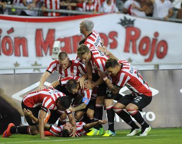 Las fotos del triunfo de Estudiantes ante Gimnasia en el clásico