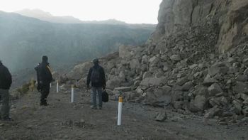 peru: al menos nueve muertos por un sismo en arequipa peru: al menos nueve muertos por un sismo en arequipa