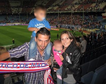 La mujer del Topo se enteró de la muerte de su marido a través de las redes sociales