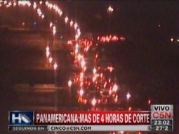 Continúan los cortes en la autopista Panamericana