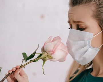 La pérdida del olfato y del gusto podría durar hasta cinco meses después del alta de coronavirus