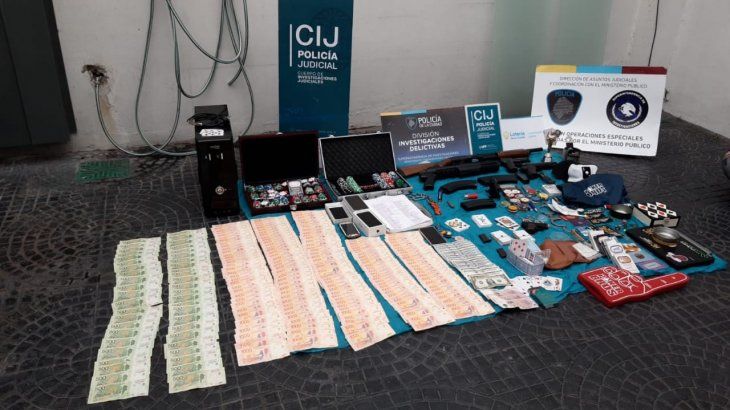Desarticularon una organización que realizaba torneos clandestinos de póker