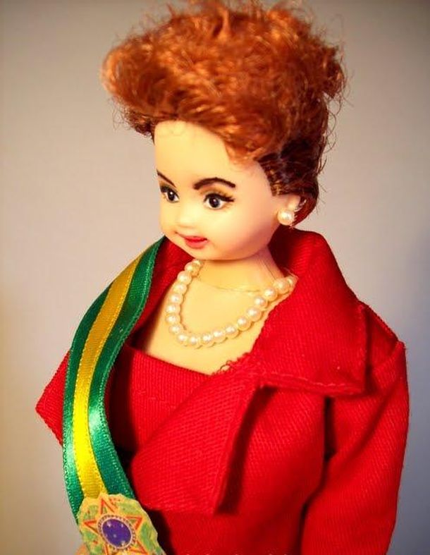 Dilma muñeca 1 c