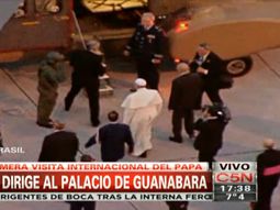 el papa atraveso el corcovado en helicoptero el papa atraveso el corcovado en helicoptero