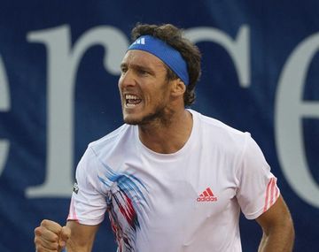 Mónaco busca las semifinales ante el francés Chardy