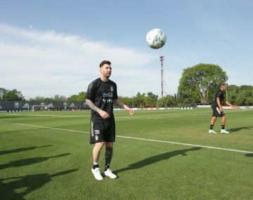Hay esperanzas: Messi entrenó y podría estar frente a Uruguay