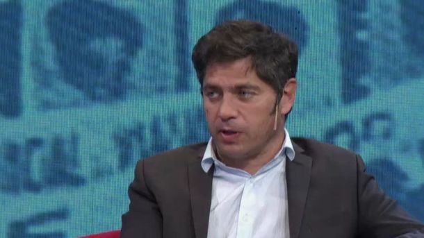 Axel Kicillof liquidó a Javier Milei por su show musical: Está completamente por fuera de la realidad