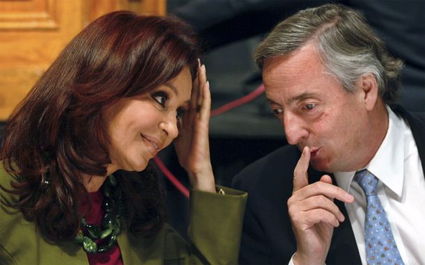 Cristina y Néstor Kirchner. Cristina y Néstor Kirchner.