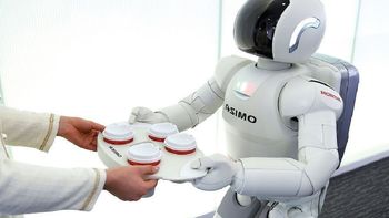 Piden que los robots tengan un botón de la muerte por si amenaza la seguridad de un humano Piden que los robots tengan un botón de la muerte por si amenaza la seguridad de un humano