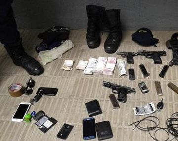 Investigaba un asalto y se llevó un iPhone de la escena: está detenida