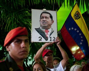 Chávez sigue estable dentro de su cuadro delicado