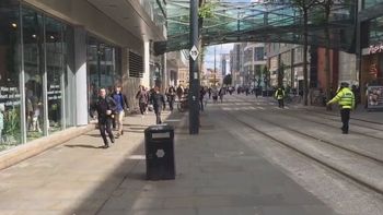 tras el atentado en el estadio arenas, evacuan un centro comercial en manchester tras el atentado en el estadio arenas, evacuan un centro comercial en manchester