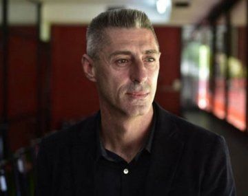 Balearon la casa del hermano de un directivo de Newells en la previa a las elecciones del club