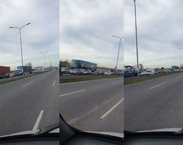 Caos de tránsito en Camino del Buen Ayre por el accidente