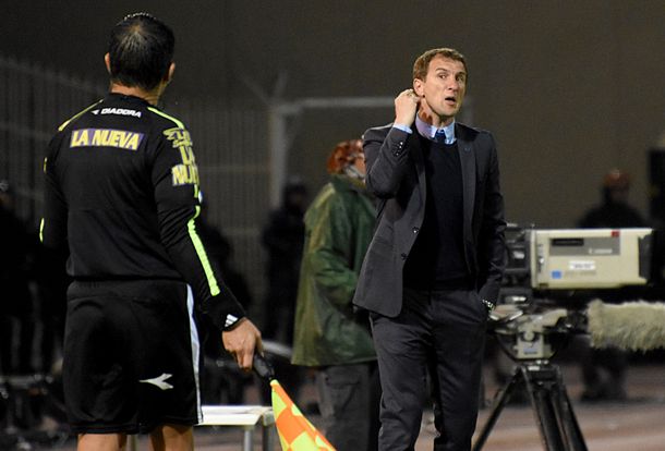 Arruabarrena terminó enojado con Monzón por la expulsión