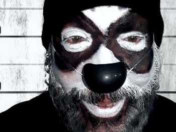 Un abogado prófugo se hacía pasar por actor de teatro infantil: fue detenido antes del show