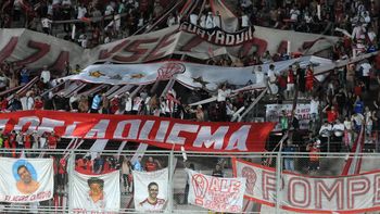 el triunfo de huracan sobre river, en imagenes el triunfo de huracan sobre river, en imagenes