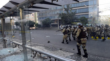 brasil: maxima tension por las protestas en 80 ciudades brasil: maxima tension por las protestas en 80 ciudades