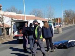 Qué pasó con el coche fúnebre que perdió un ataúd en plena ruta