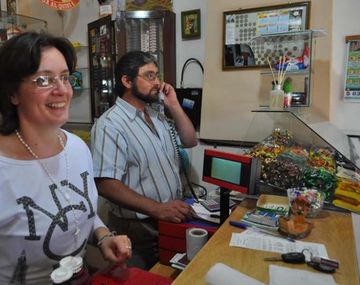 Los agencieros que vendieron la boleta ganadora. Gentileza Diario Uno.