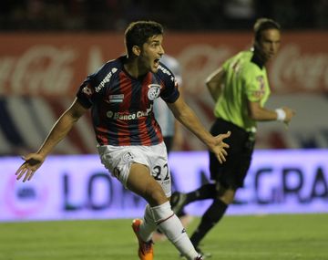 Blandi marcó por primera vez y San Lorenzo venció a Racing