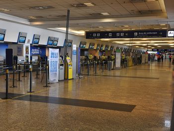 El hombre viajaba con su esposa desde Barcelona