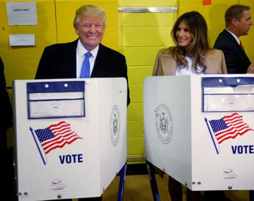 Donald Trump vota hoy en Florida diez días antes de las elecciones en Estados Unidos
