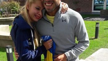 tevez le cumplio el sueno a la oficial atropellada tres veces por delincuentes tevez le cumplio el sueno a la oficial atropellada tres veces por delincuentes