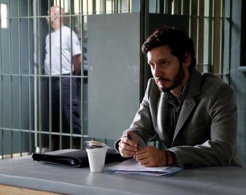 Llora la platea femenina: Benjamín Vicuña deja Farsantes